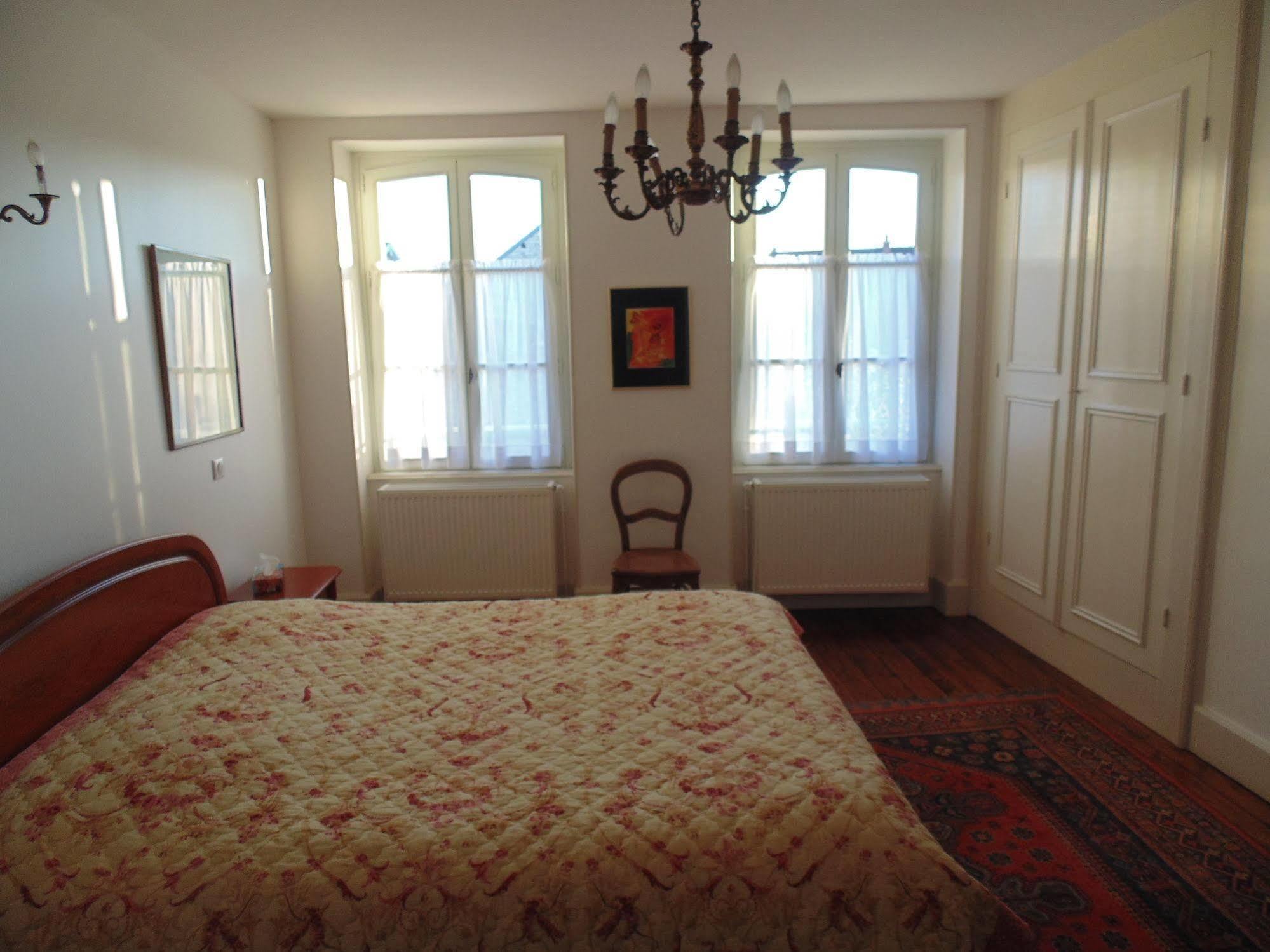 Bed and Breakfast La Promenade Mussy-sur-Seine Exterior foto